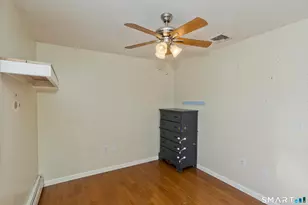 25A Queen St, Enfield, CT 06082 - Photo 16