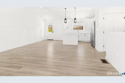 1974 Kings Highway #1974, Fairfield, CT 06824 - Photo 6