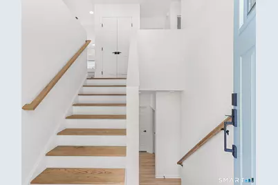 1974 Kings Highway #1974, Fairfield, CT 06824 - Photo 2