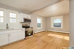 121 Johnson St, Naugatuck, CT 06770 - Photo 4