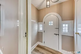 131 Coleman Rd, Wethersfield, CT 06109 - Photo 8