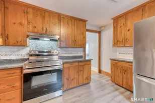 131 Coleman Rd, Wethersfield, CT 06109 - Photo 24