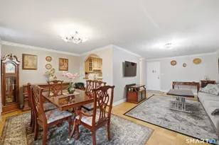 27 Northill St, Stamford, CT 06907 - Photo 4