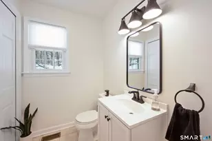 6 Buckboard Ln, Fairfield, CT 06824 - Photo 10