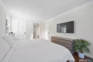 6 Buckboard Ln, Fairfield, CT 06824 - Photo 12