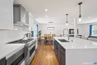 6 Buckboard Lane, Fairfield, CT 06824 - Photo 8