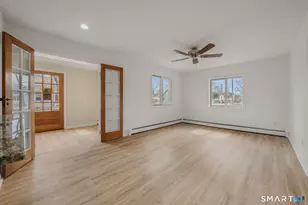 23 Central Ave, East Lyme, CT 06357 - Photo 6