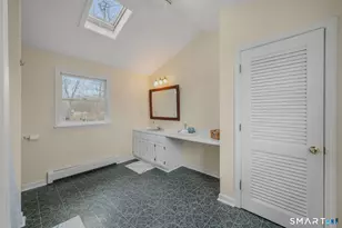 23 Central Ave, East Lyme, CT 06357 - Photo 20