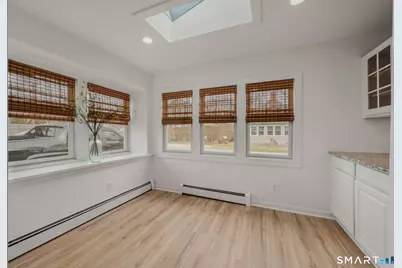 23 Central Avenue, East Lyme, CT 06357 - Photo 8