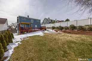 206 Sterling St, Fairfield, CT 06825 - Photo 22