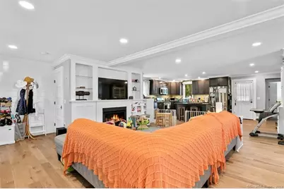 74 Sea Street, New Haven, CT 06519 - Photo 4