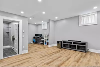 74 Sea Street, New Haven, CT 06519 - Photo 22