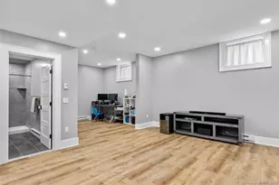 74 Sea St, New Haven, CT 06519 - Photo 22