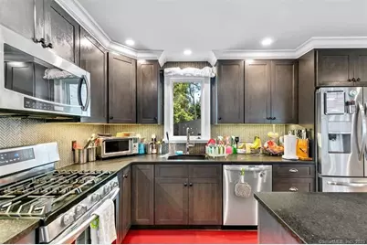 74 Sea Street, New Haven, CT 06519 - Photo 10