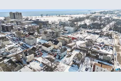 17 Rennell Court, Bridgeport, CT 06605 - Photo 6