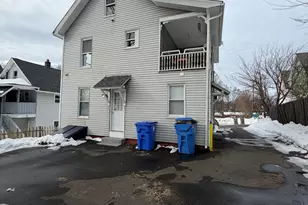 15 Lincoln Pl, Bristol, CT 06010 - Photo 4