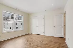 6 Beacon Square, Fairfield, CT 06825 - Photo 18