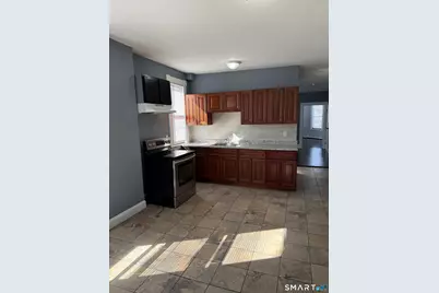 94 Hungerford Street #2nd Floor, Hartford, CT 06106 - Photo 2