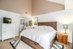 37 Faith Ln, Danbury, CT 06810 - Photo 28