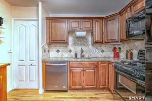 135 Florence Rd, Branford, CT 06405 - Photo 14