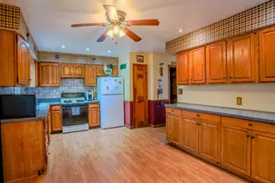 220 Victory St, Stratford, CT 06615 - Photo 8