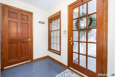 9 Hemlock Drive, New Hartford, CT 06057 - Photo 2