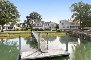 9 Sylvester Ct, Norwalk, CT 06855 - Photo 2