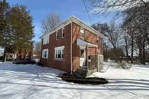 46 John St, Southington, CT 06489 - Photo 2