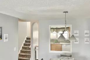 2390 State St, Hamden, CT 06517 - Photo 6