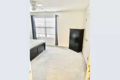 2390 State Street #APT 7F, Hamden, CT 06517 - Photo 14