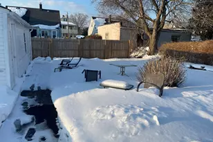 52 Bennett Ave, Waterbury, CT 06708 - Photo 4