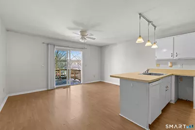 5 Deer Run #5, Bethel, CT 06801 - Photo 8