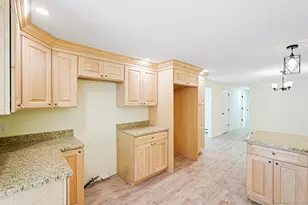 815 Mashamoquet Rd, Pomfret, CT 06259 - Photo 6