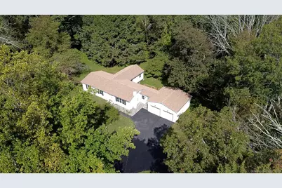 815 Mashamoquet Road, Pomfret, CT 06259 - Photo 1