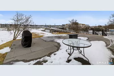 400 Bank Street #APT 402, New London, CT 06320 - Photo 26