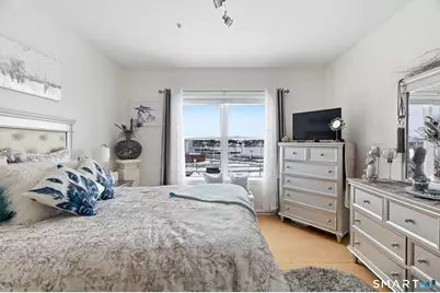 400 Bank Street #APT 402, New London, CT 06320 - Photo 14