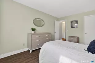 334 Foxwood Ln, Milford, CT 06461 - Photo 12