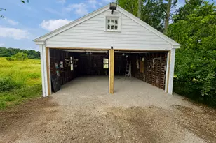 934 Storrs Rd, Mansfield, CT 06268 - Photo 4
