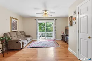 35 Harbor View Ln, Norwich, CT 06360 - Photo 8