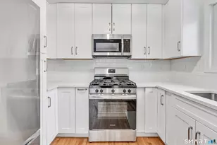 25 Hamden Hills Dr, Hamden, CT 06518 - Photo 8