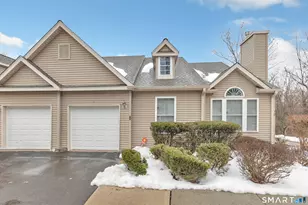 25 Hamden Hills Dr, Hamden, CT 06518 - Photo 2