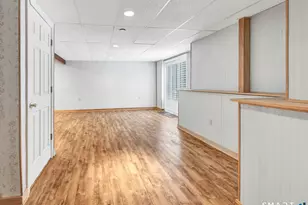 25 Hamden Hills Dr, Hamden, CT 06518 - Photo 24