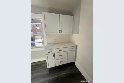 36-40 Carver Street #1, Bridgeport, CT 06610 - Photo 8