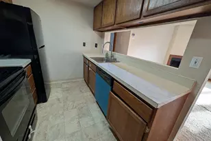 17 Little Oak Ln, Rocky Hill, CT 06067 - Photo 14