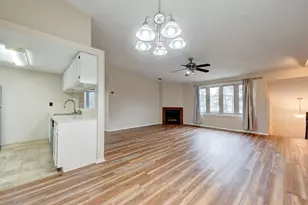 17 Little Oak Ln, Rocky Hill, CT 06067 - Photo 6