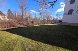 83 Chelsea Ct, Torrington, CT 06790 - Photo 6