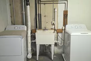 83 Chelsea Ct, Torrington, CT 06790 - Photo 28