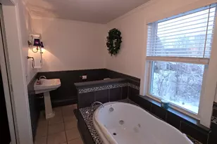 83 Chelsea Ct, Torrington, CT 06790 - Photo 30