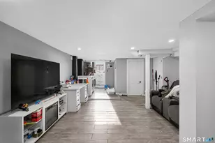 76 Center St, West Haven, CT 06516 - Photo 26