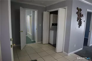 28 Smith St, Derby, CT 06418 - Photo 4